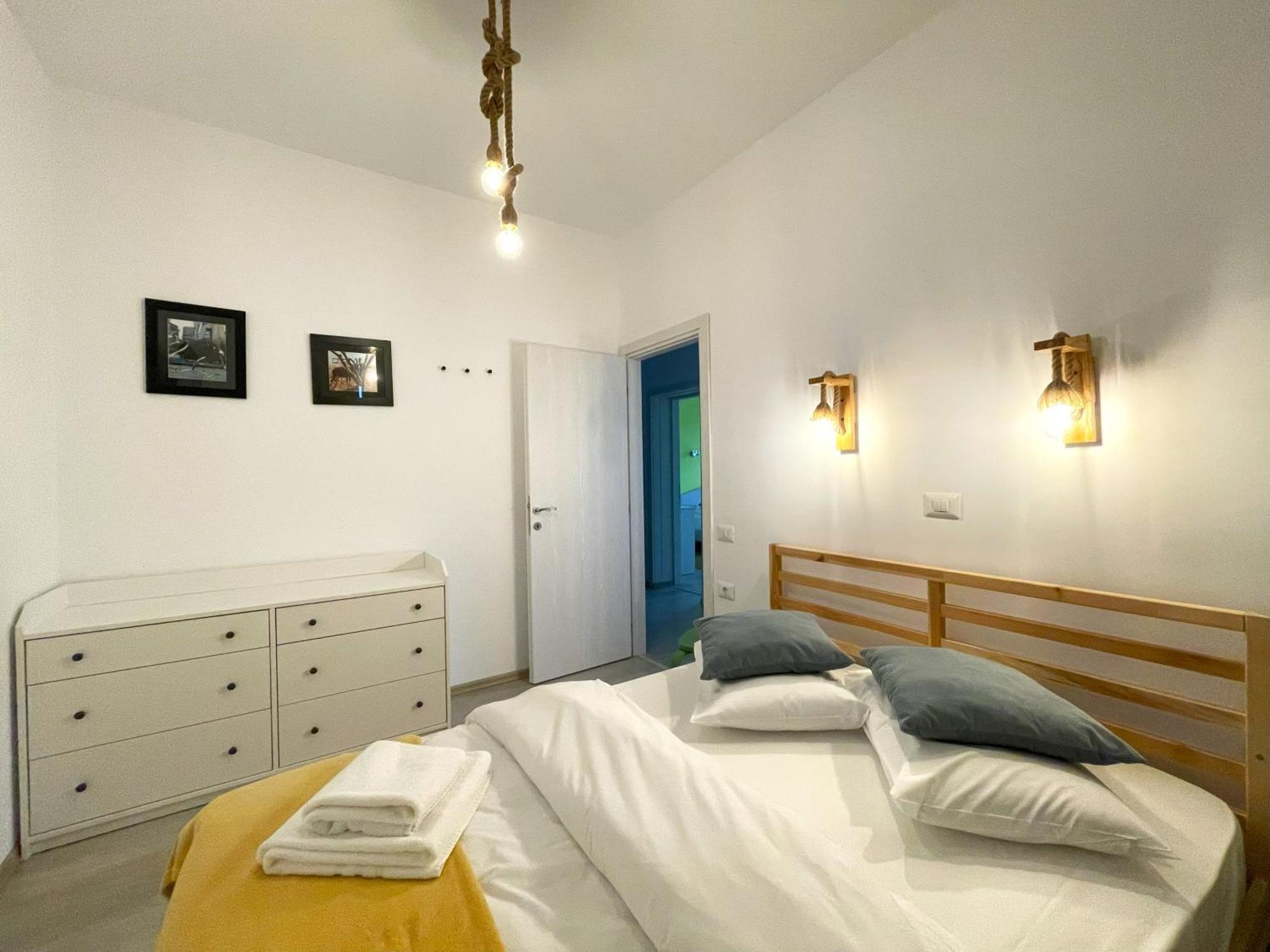 Cozy Riverfront Apartments With Garden And Mountain View Szászbuda Kültér fotó